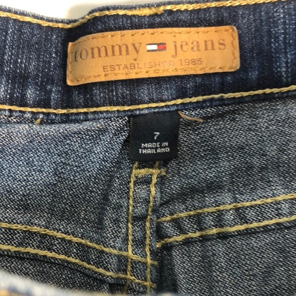Tommy Hilfiger Jeans Size 7 - Picture 5 of 5
